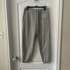 Gap Joggers